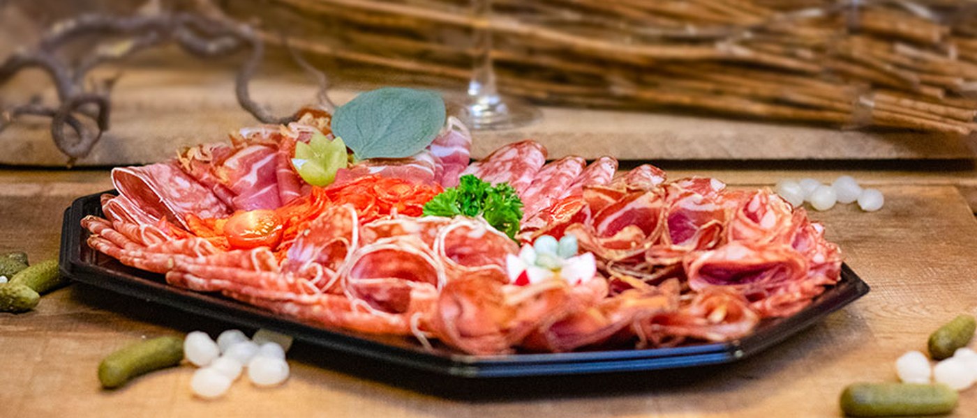 Plateau de viande et charcuterie françaises